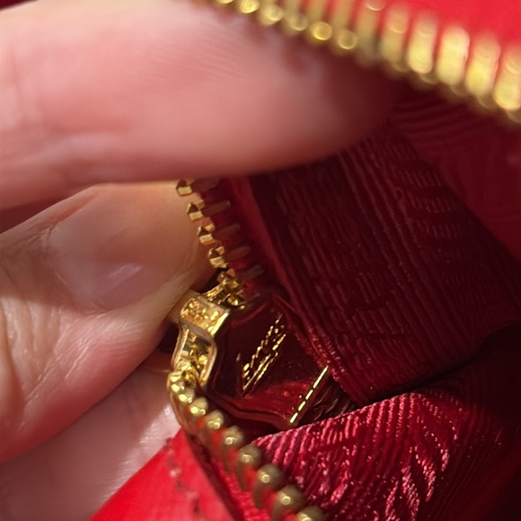 Prada Red Saffiano Vernice Leather Galleria Tote - Picture 15 of 15